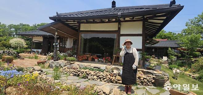 부여군 구룡면 황인희 씨의 ‘현암리 돌담집’.