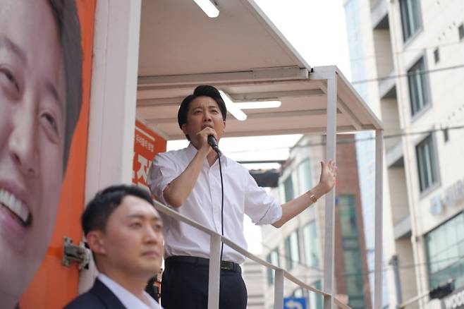 이준석 후보가 30일 서울 동작구 중앙대학교에서 유세를 하고 있다. (개혁신당)