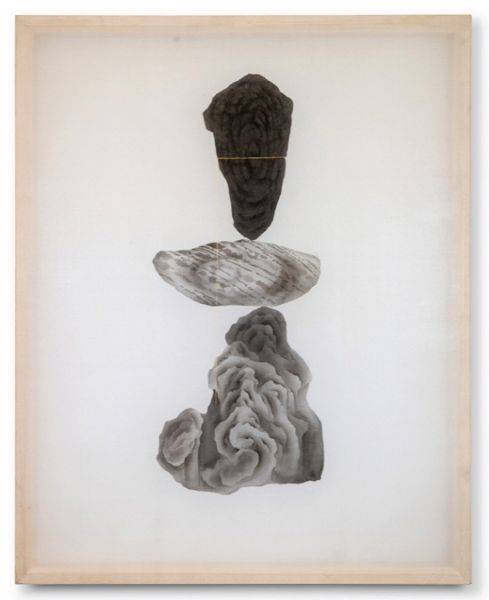 강하경 作 'A Strange Thread'.