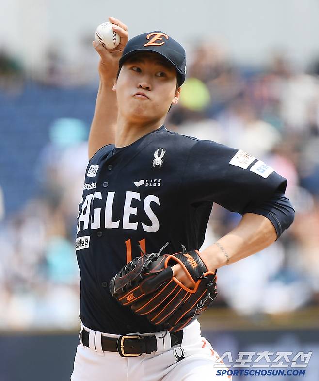 31일 창원 NC파크에서 열린 한화-NC전. 한화 선발 투수 엄상백이 투구하고 있다. 창원=정재근 기자 cjg@sportschosun.com/2025.5.31/
