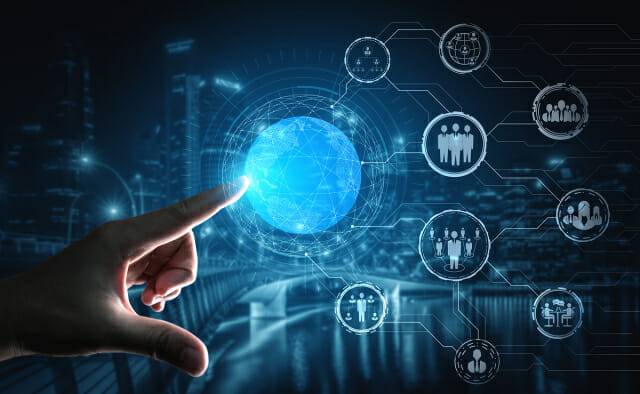 고급 시니어 인재를 보호할 수 있는 법이 마련되지 않으면 정부의 '디지털 인재 100만 양성' 공약도 물거품 될 것이라는 지적이 나왔다. (제공=이미지투데이)