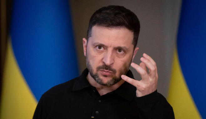 볼로디미르 젤렌스키 우크라이나 대통령이 지난 4월 17일 수도 키이우에서 기자회견을 하고 있다. ⓒAP/뉴시스