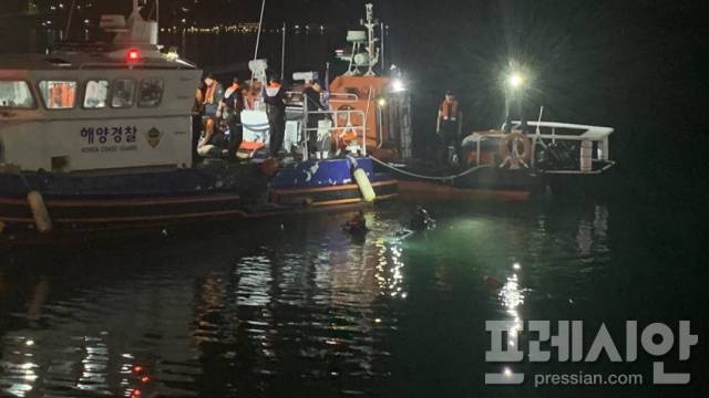 ▲바다 추락차량 인명구조 작업ⓒ여수해경