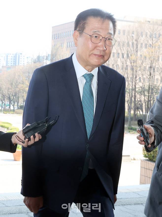 지난 4월 10일 헌법재판소의 탄핵소추안 기각 결정 직후 직무 복귀한 박성재 법무부 장관이 경기 과천 법무부 청사로 출근하고 있다. (사진=이데일리 방인권 기자)