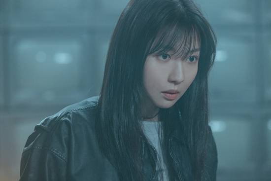 주현영 ‘괴기열차’, 스틸컷 공개... 실종사건 쫓는 공포 유튜버 (제공: NEW)