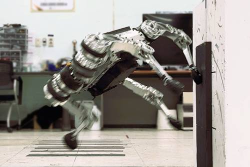 벽을 타는 사족보행 로봇 '라이보' / 카이스트 제공 영상 캡처