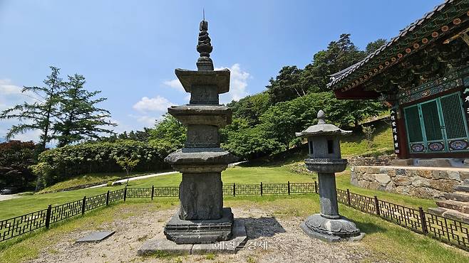 백장암 삼층석탑, 석등