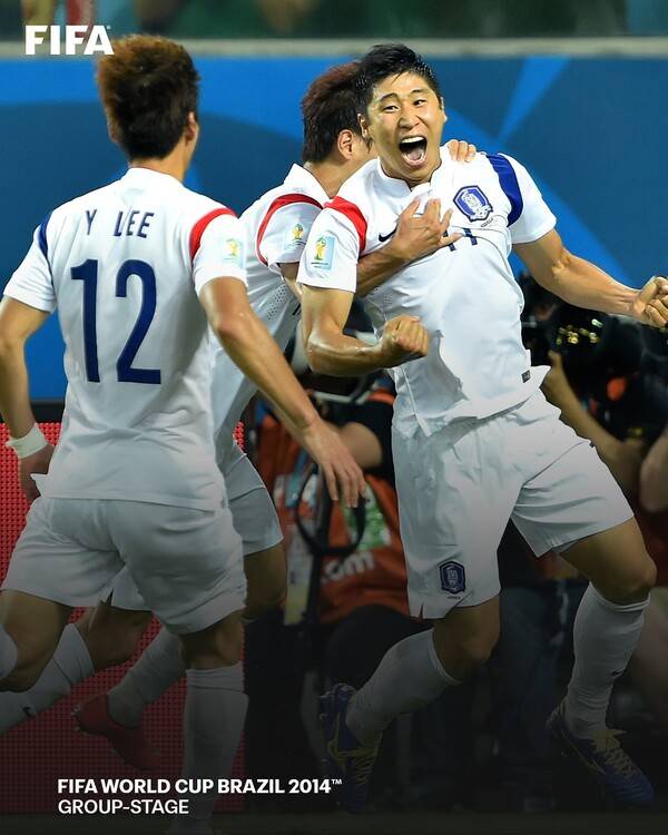 2014 브라질 월드컵에서 러시아를 상대로 득점포를 가동한 이근호. 사진┃국제축구연맹(FIFA)
