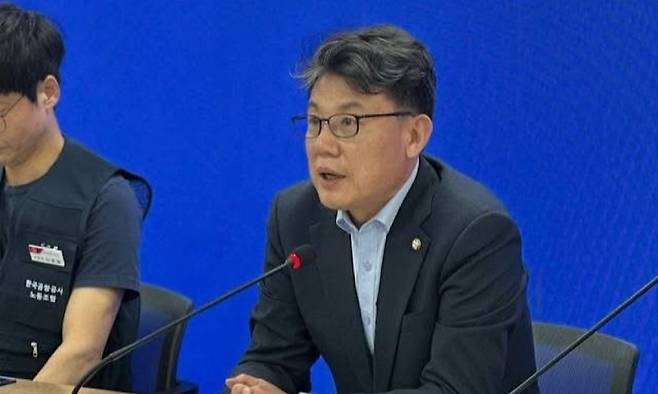 진성준 더불어민주당 정책위의장