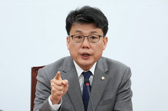 진성준 더불어민주당 정책위의장. /뉴스1