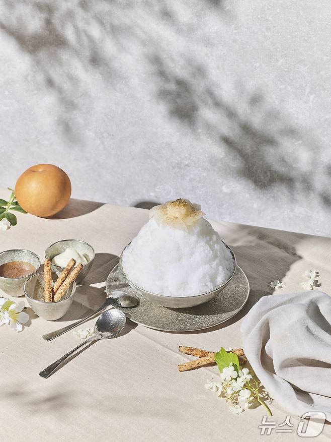 JW메리어트호텔서울이 출시한 '시나몬 배 빙수'.(JW메리어트호텔서울 제공)