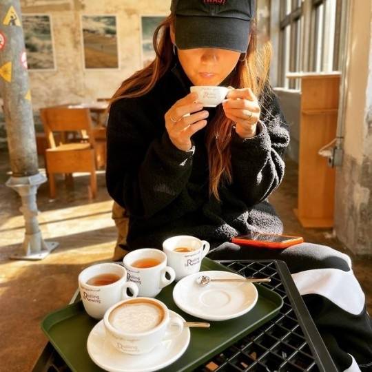 커피 마시는 이효리. 이상순 카페 인스타그램