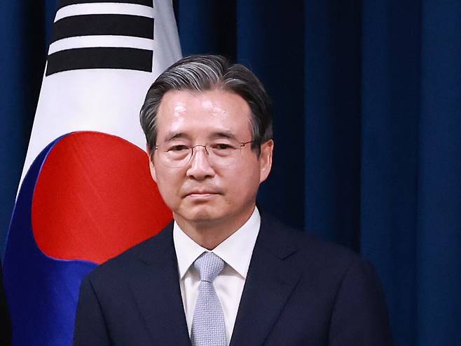 이재명 대통령은 지난 6일 강훈식 대통령 비서실장의 대통령실 1차 인선 브리핑을 통해 대통령실 정책실장에 김용범 전 기획재정부 1차관을 임명했다고 밝혔다. /연합뉴스