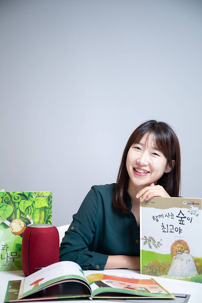 이윤정 작가는 “미디어 규칙의 경우 언제, 얼마큼, 무엇을, 어떻게 볼 수 있는지 등을 자세하게 정하고 구체적일수록 좋다”고 말한다. 이윤정 작가 제