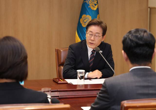 이재명 대통령이 9일 오전 서울 용산 대통령실에서 열린 2차 비상경제점검 태스크포스(TF) 회의에 머리발언을 하고 있다. 김태형 기자 xogud555@hani.co.kr