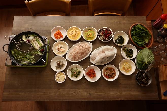 고흥 쑥섬, 하모 샤브샤브와 함께 하는 여행 / 사진=고흥군 제공