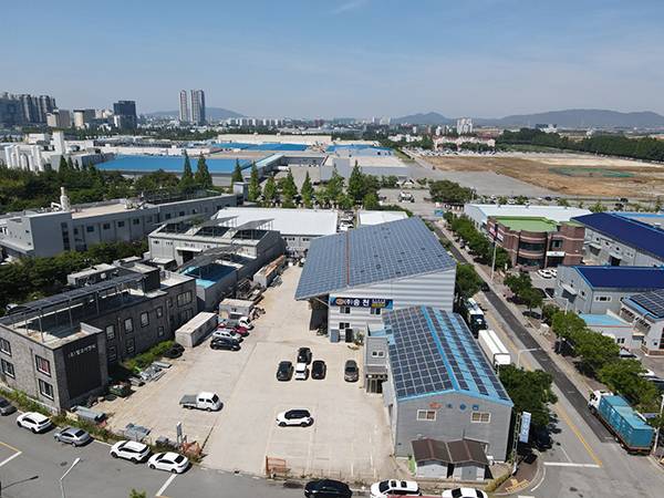 광주 북구 첨단벤처소로에 위치한 (주)송천 전경