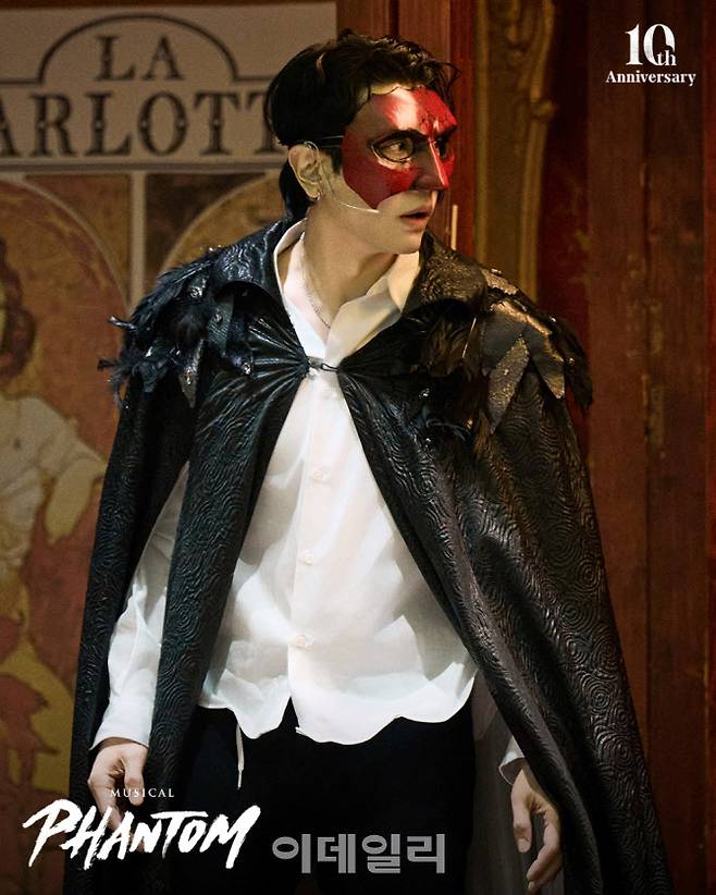 뮤지컬 ‘팬텀’에 출연 중인 박효신(사진=EMK뮤지컬컴퍼니)