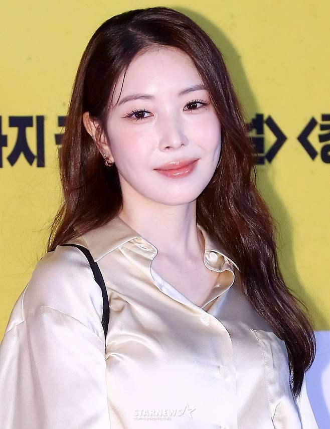 가수 보아가 27일 오후 서울 강남구 삼성동 메가박스 코엑스에서 진행되 영화 '비공식작전' VIP시사회에 참석해 포즈를 취하고 있다. 2023.07.27