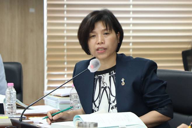 B1버스의 문제를 지적한 김현옥 시의원. 사진=시의회 제공.