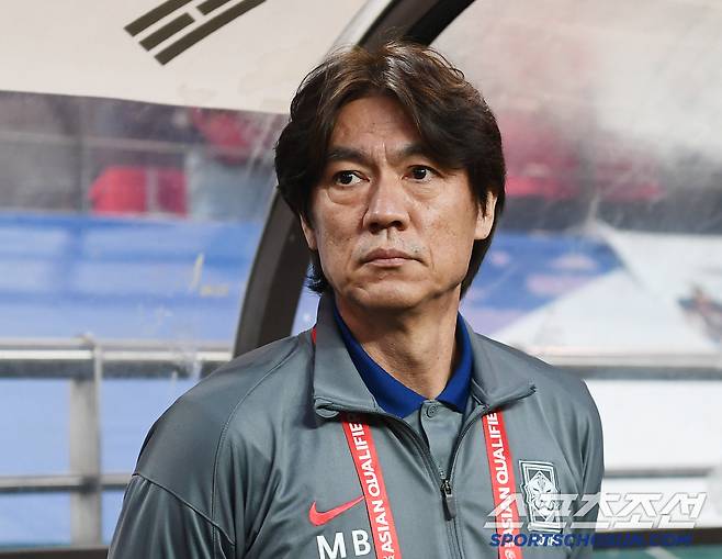 10일 서울월드컵경기장에서 열린 대한민국과 쿠웨이트의 2026년 북중미월드컵 아시아 3차예선 B조 최종전. 홍명보 감독이 경기를 준비하고 있다. 상암=정재근 기자 cjg@sportschosun.com/2025.6.10/