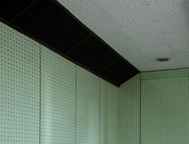 옛 남영동 대공분실 조사실 509호에 설치된 감시카메라. 진효숙 사진작가 제공