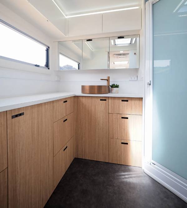 출처 : 캐러밴월드