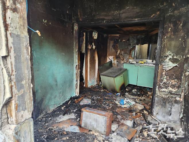 부산 영도구 청학동 주택가 일대 빈집에서 잇따라 화재가 발생했다. 정혜린 기자