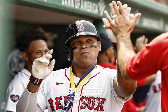 ▲ 보스턴 레드삭스 시절 라파엘 데버스.