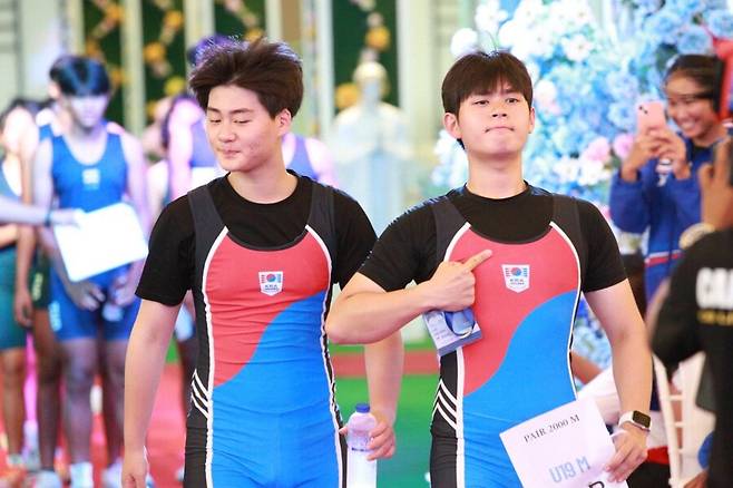 하남경영고 이재빈(19세), 안진우(17세)가 U19-페어 종목에서 동메달을 따냈다. ⓒ대한조정협회