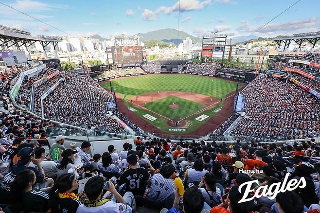 대전 한화생명 볼파크에 만원 관중이 들어찼다. 사진 | 한화 이글스