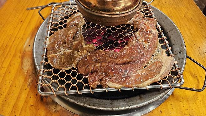 20250616_192707.jpg 저녁 아들 야구팀원들 회식 돼지갈비