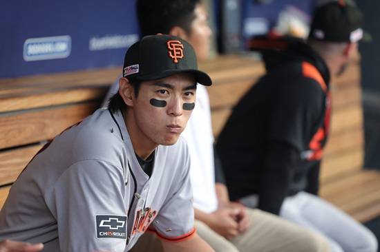 시즌 초반 강력한 올스타 후보로 손꼽혔던 샌프란시스코 자이언츠 이정후가 1단계 투표에서 탈락할 위기에 처했다. 연합뉴스