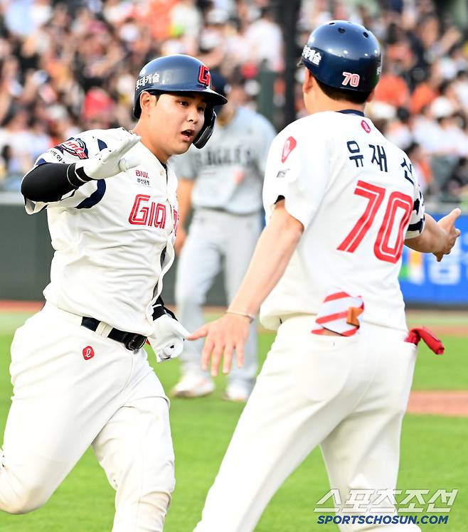 18일 부산 사직야구장에서 열린 한화와 롯데의 경기, 2회말 2사 1,2루 롯데 박재엽이 선제 3점홈런을 치고 있다. 부산=허상욱 기자wook@sportschosun.com/2025.06.18/