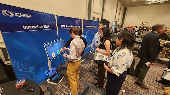 한국수력원자력이 15일~18일(현지시간) 미국에서 열린 세계 최대 규모 원자력학회 ‘2025 ANS(American Nuclear Society)’ 연례대회에 참여해 원자력 R&D 기술의 우수성을 선보였다. 한국수력원자력 제공