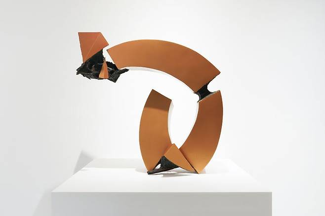 엄태정, 객정-춤 Sojourner-Dance, 2014, Copper, 76x45x74(h)cm *재판매 및 DB 금지