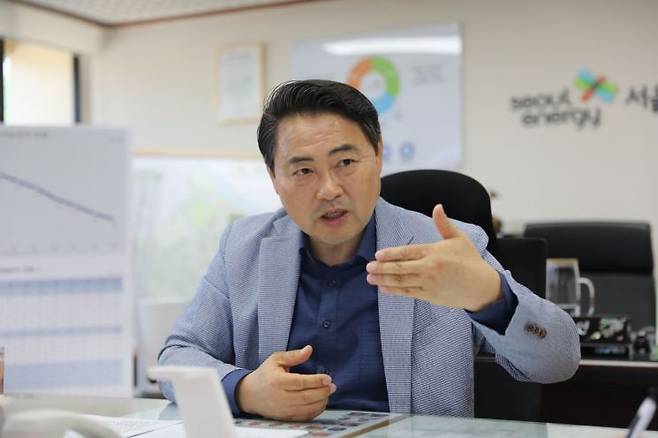 황보연 서울에너지공사 사장은 인터뷰에서 "지열은 대표적인 친환경에너지원으로 친환경적이고, 잘 활용하면 주민들의 관리비도 획기적으로 아낄 수 있다"고 말했다. 서울에너지공사 제공.