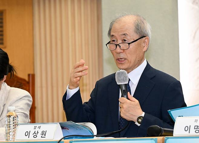 이상원 전 총신대 신학대학원 교수. 신석현 포토그래퍼