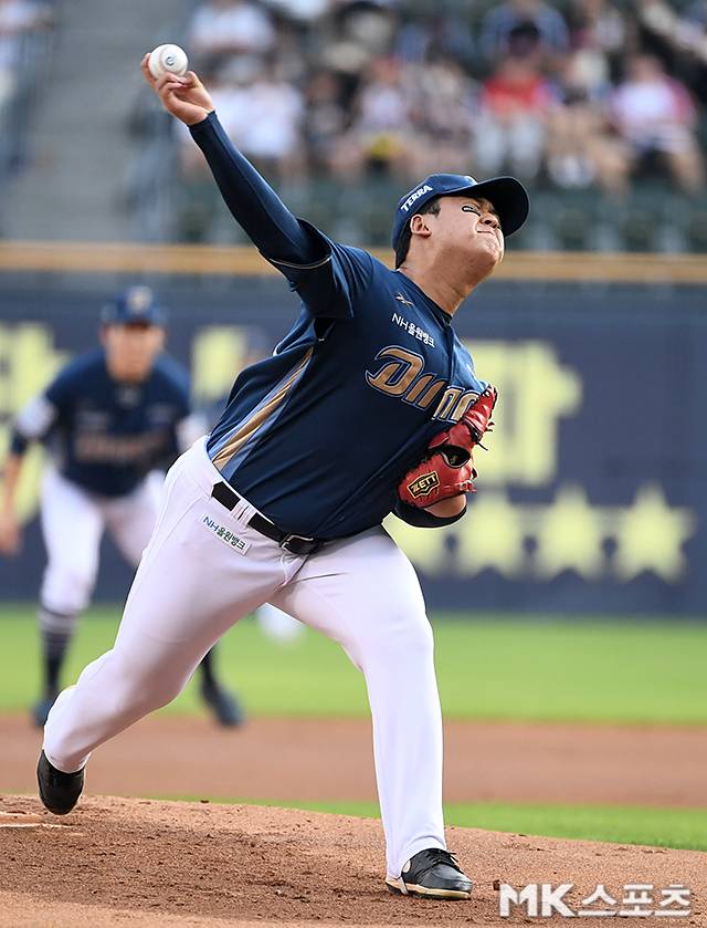 19일 잠실 LG전에서 위력적인 투구를 선보인 신민혁. 사진(잠실 서울)=천정환 기자