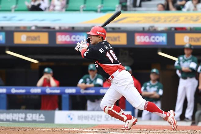 ▲ 3안타 맹타로 최근 올라오는 타격감을 과시한 최원준 ⓒKIA타이거즈