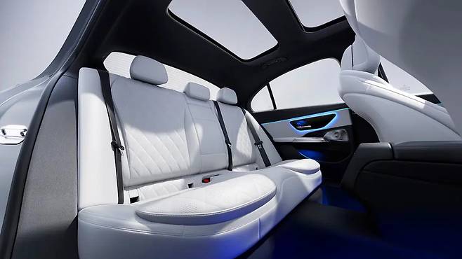 벤츠 E클래스 실내