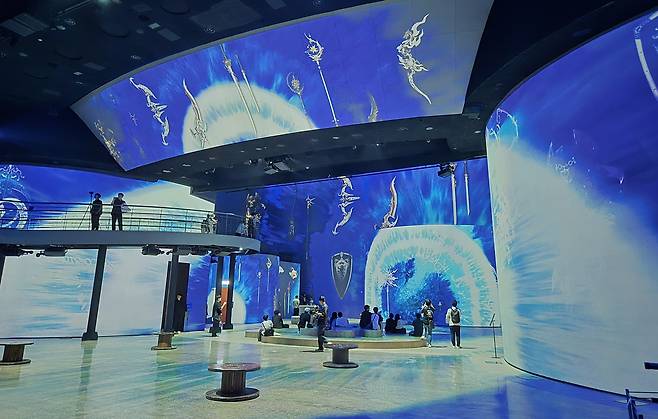 - 메인 스테이지 풍경