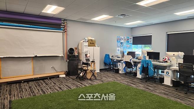 콘텐츠제작실. 사진 | 샬럿=김용일 기자