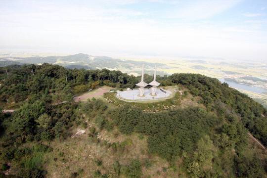 영인산자연휴양림 전경. 아산시 제공