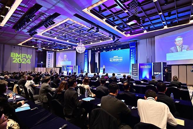 KOBC 마리타임 컨퍼런스’는 해진공이 매년 개최하는 대표적 국제 해운정보 교류의 장이다. 사진은 2024년 10월 29일에 개최된 제7회 컨퍼런스의 모습. 한국해양진흥공사 제공