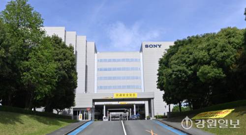 ◇구마모토에 위치한 TSMC 공장과 인접해있는 소니공장 전경. 구마모토=박승선기자