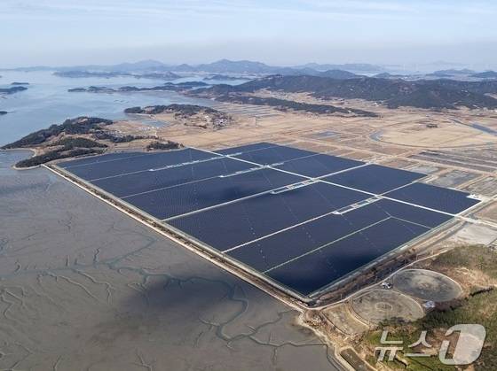 신안 안좌면 태양광발전소 (신안군 제공)/뉴스1 ⓒ News1 김태성 기자