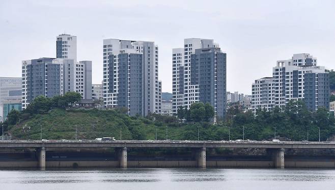 서울시 동작구 흑석동 '아크로리버하임' 전경. 사진=한경DB