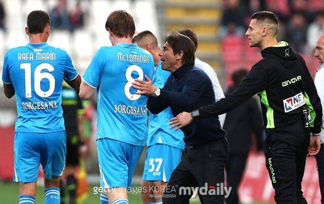 스콧 맥토미니와 안토니오 콘테 감독. /게티이미지코리아