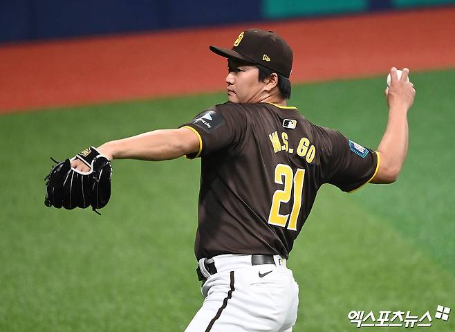 우완투수 고우석이 미국에 잔류할 예정이다. 고우석은 지난 18일 마이애미 말린스의 트리플A팀 잭슨빌 점보슈림프에서 방출당했다. 이어 최근 디트로이트 타이거스의 마이너리그 계약 제안을 받았다. 미국에서 유니폼을 갈아입을 전망이다. 엑스포츠뉴스 DB